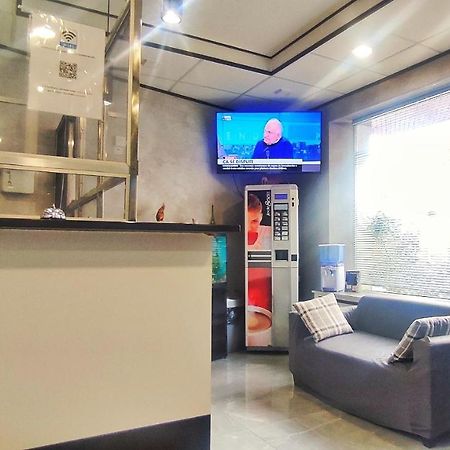 Hotel Moderne サン＝ドニ エクステリア 写真
